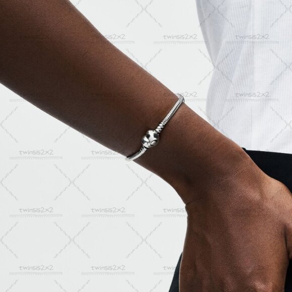 Pandora Silver Charm Bracelet with Heart Clasp - Picture 4 of 5